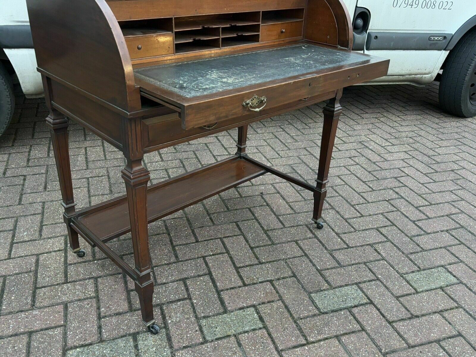 photo vinterior Victorian Satin Walnut Roll Top Desk With Fitted Interior , Loads Of Storage.