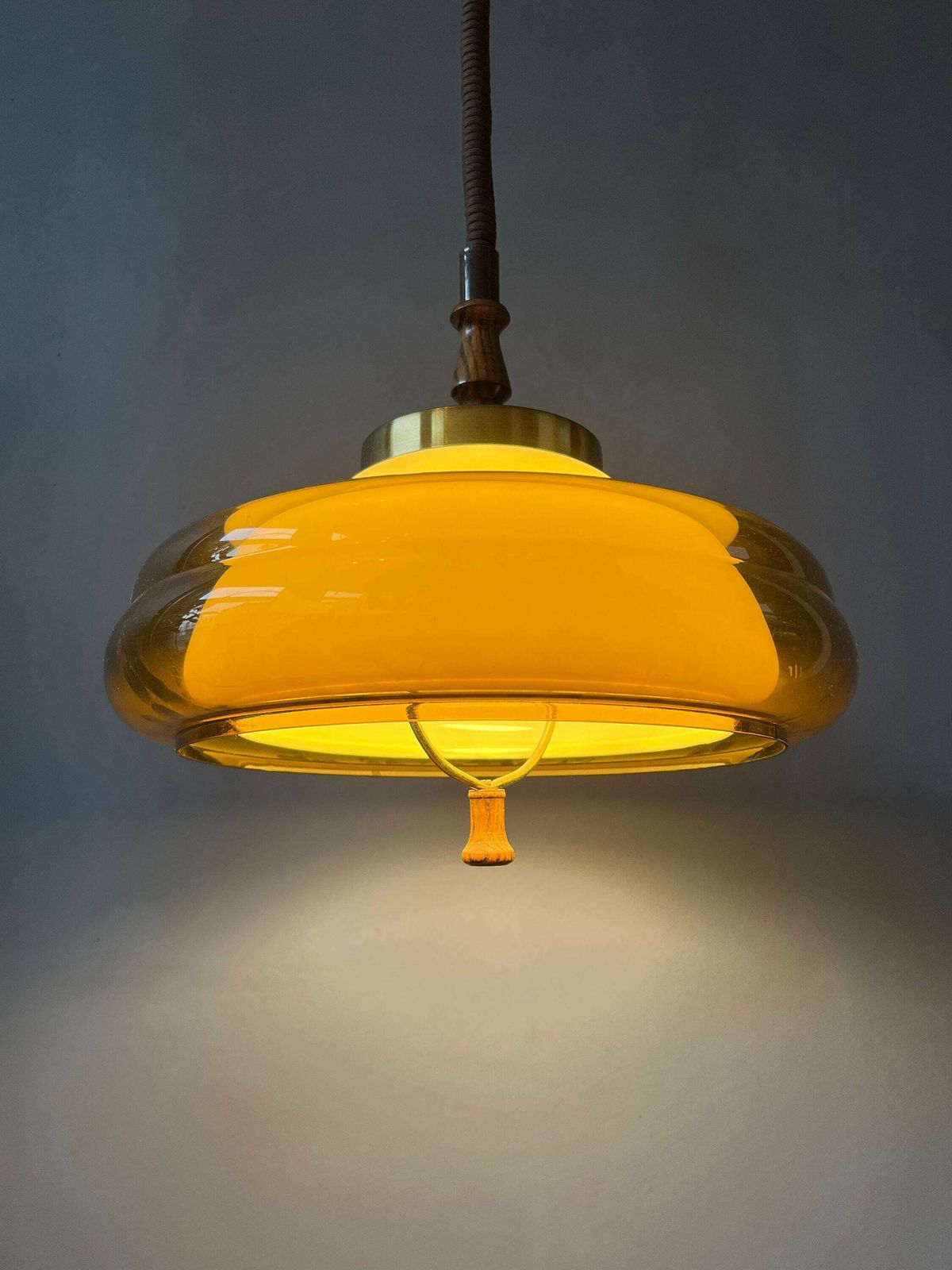 Mid Century Herda Space Age Hanglamp photo Verlichting