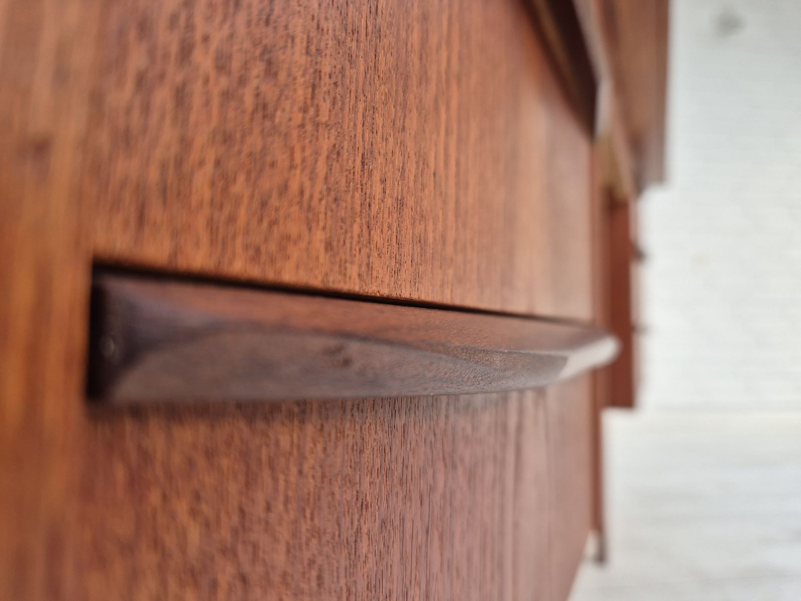 photo vinterior 1960s, Danish Desk, Drawers, Teak Wood, Original.