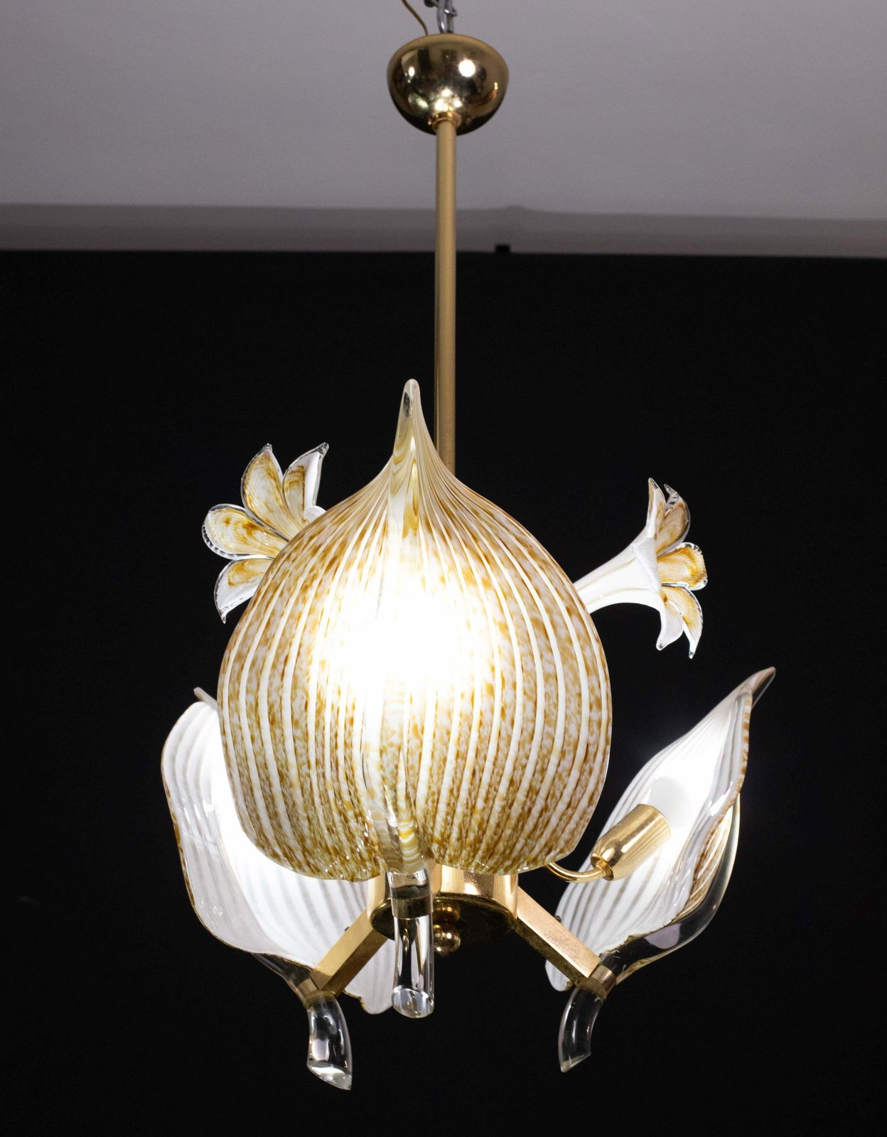 photo furniture Elegant Gold Chandelier Franco Luce For Seguso, Murano Glass, 1970s