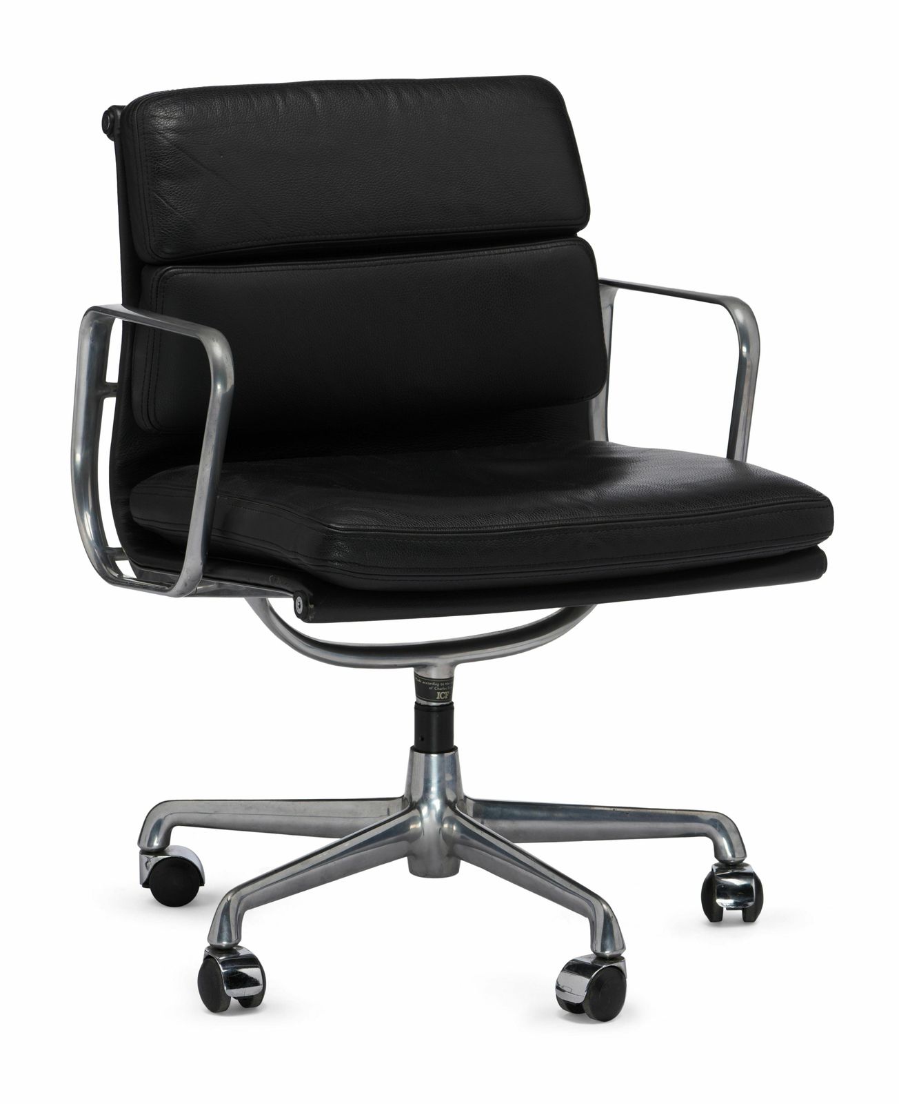 Original Edition Modernist Charles & Ray Eames Soft Pad Ea 217 Office Chair 1970s