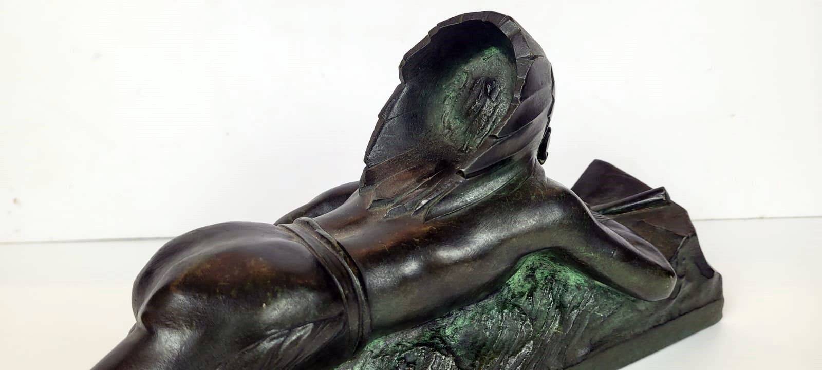 Art Deco Bronze Sculpture With Green Patina Representing An Indian On The Lookout. Signed E.Guy For Edouard Guy Du Passage (1872   1925)   France photo for sale