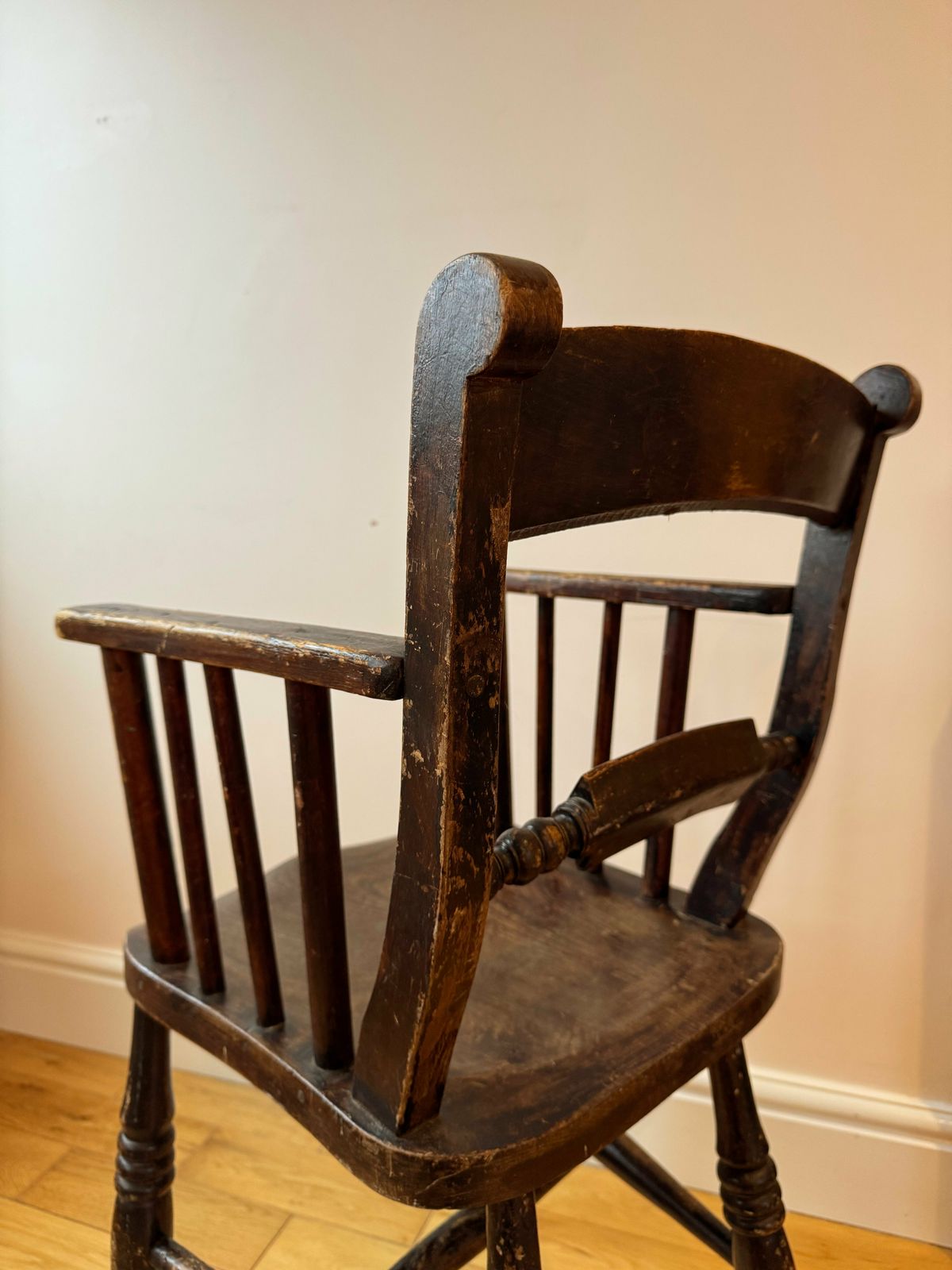 photo furniture Antique 19th Century Kids Chair Armchair