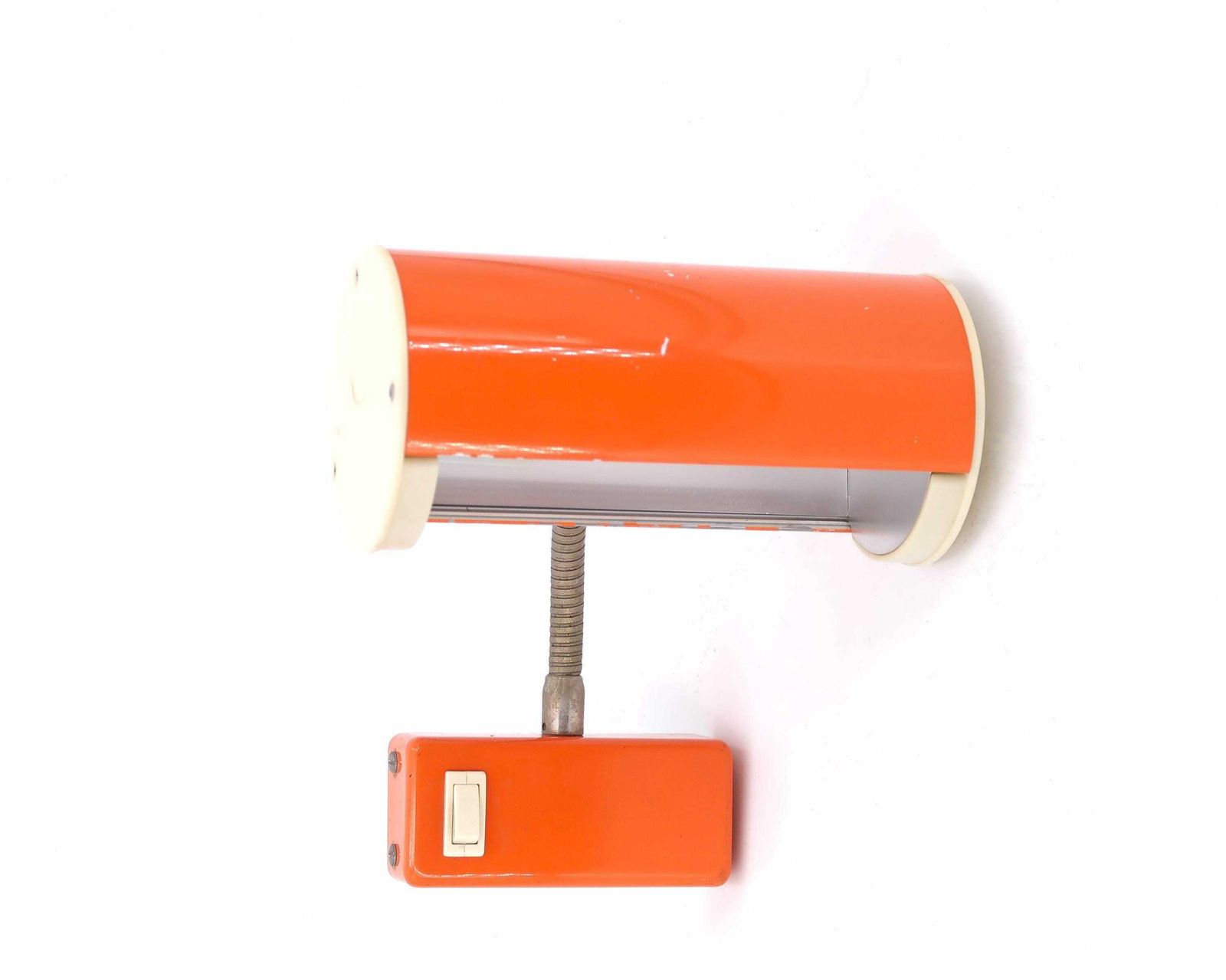 Wandlamp In Oranje En Wit Van Anders Pehrson, Ateljé Lyktan Ahus, Jaren 1970 / Verlichting, Zweeds Design, Slaapkamer, Vintage