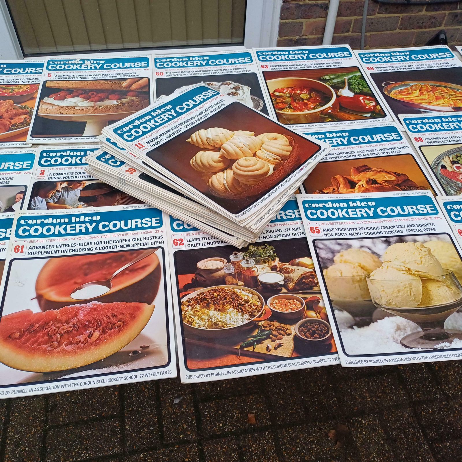 Fantastic Set Of 61 1970s Iconic Corden Bleu Cookery Course Magazines Cooking Nostalgia Cook Book photo 95.0