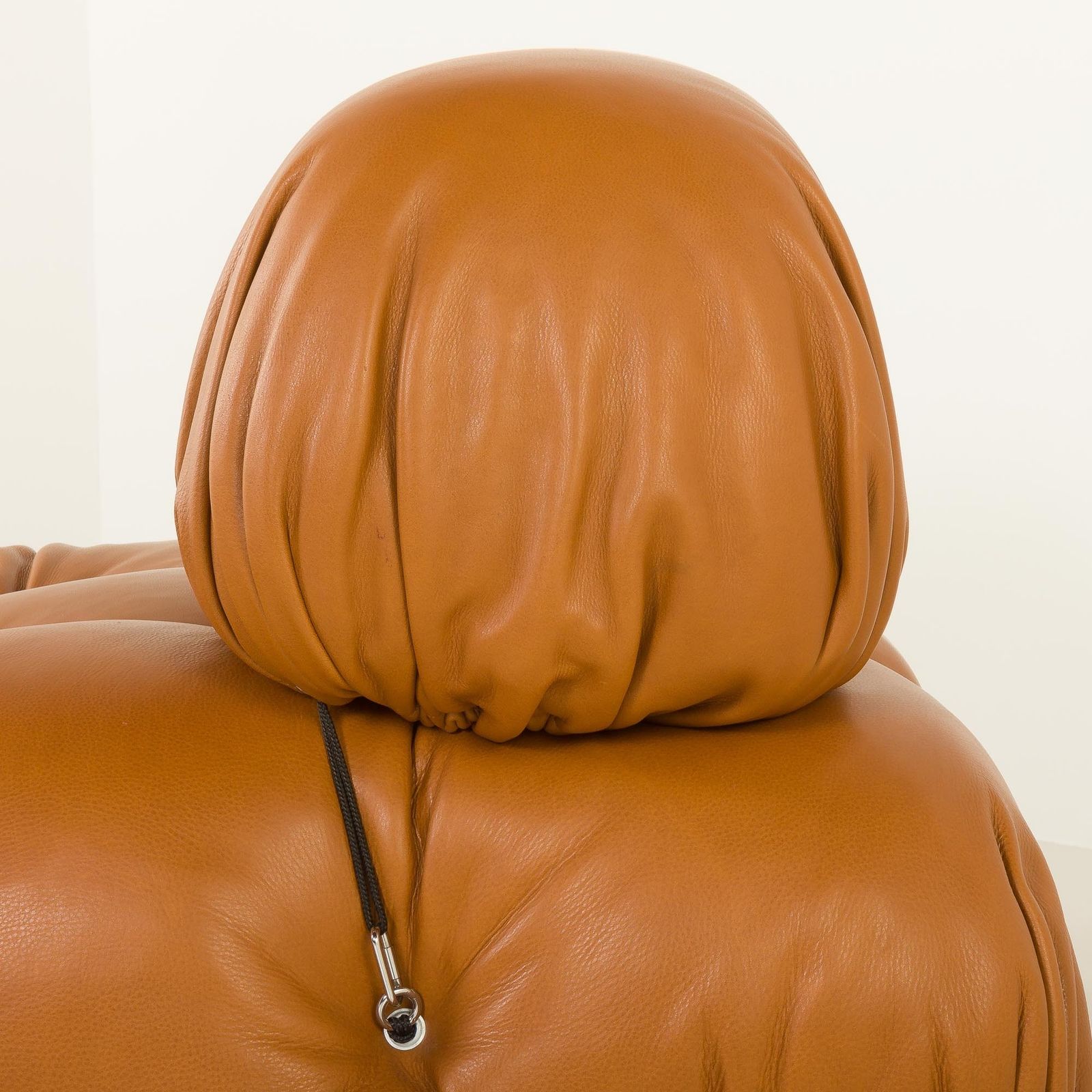 Furniture Camaleonda Sofa By Mario Bellini In Full Grain Natural Aniline Leather, Italy 1970s photo