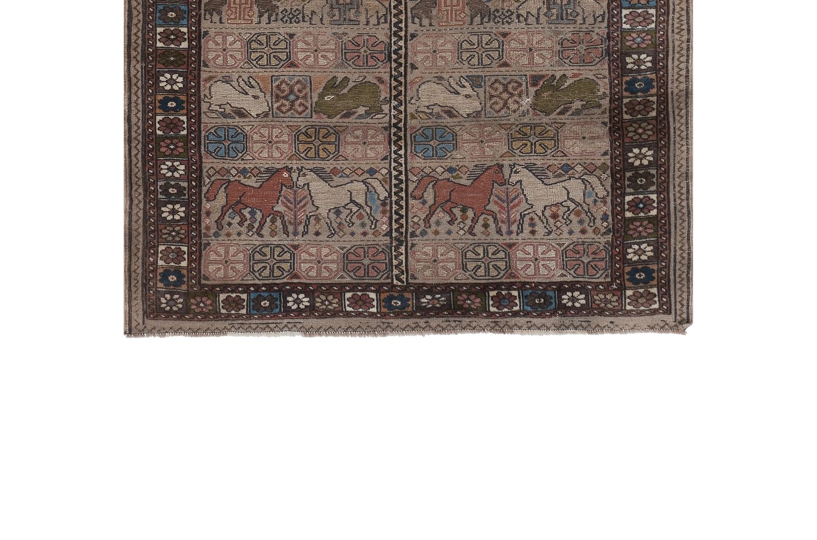 1950s Gabbeh Rug In Animal Pictorials 4'5'' X photo 1500.0