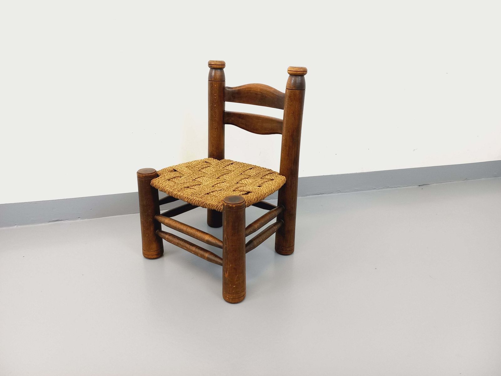 photo vinterior Charles Dudouyt Brutalist Low Chair In Wood