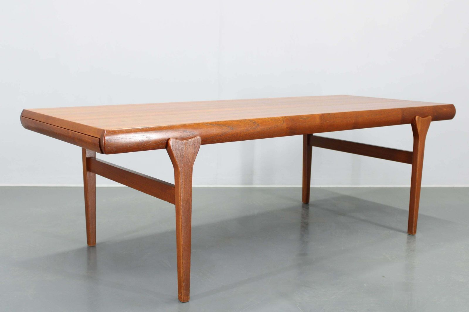photo vinterior 1960s Johannes Andersen Restored Teak Coffee Table For Cfc Silkeborg, Denmark