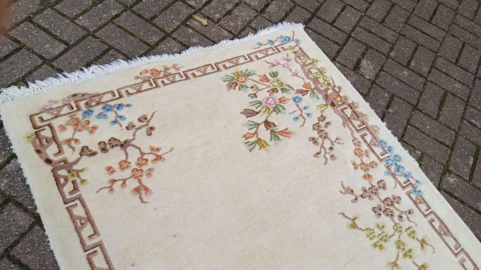 Cream Thick Wool Vintage Rug With Floral Detail   1970s/80s, Vgc 194cm X 122cm photo vintage