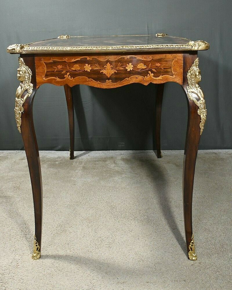 photo vintage Rosewood And Marquetry Desk Table, Napoleon III Period – 2nd Part Of The 19th Century