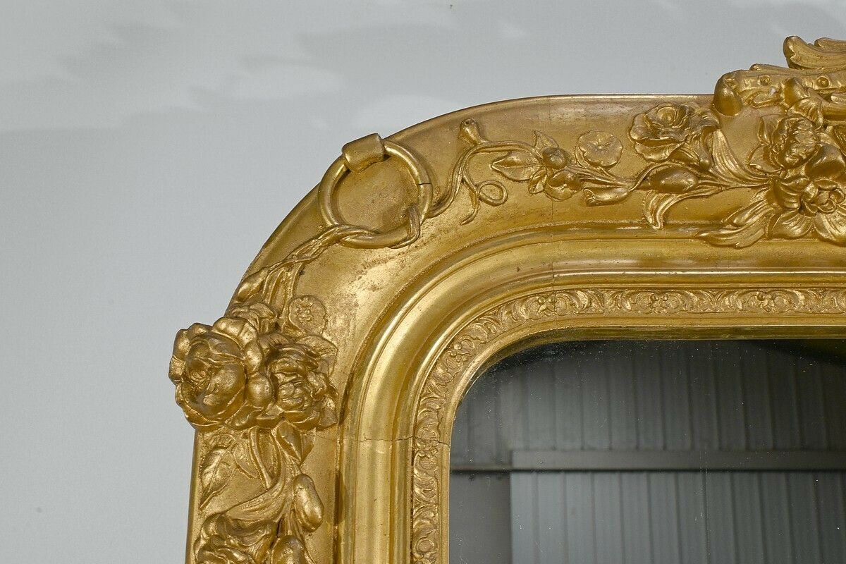 photo furniture Important Gilded Wooden Mirror, Louis XV Style – 1st Part Of The 19th Century