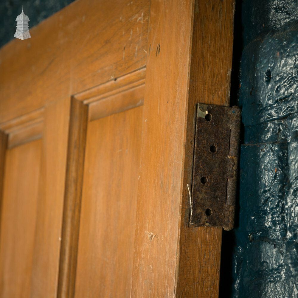 photo vinterior Six Panel Door, Moulded Hardwood Door