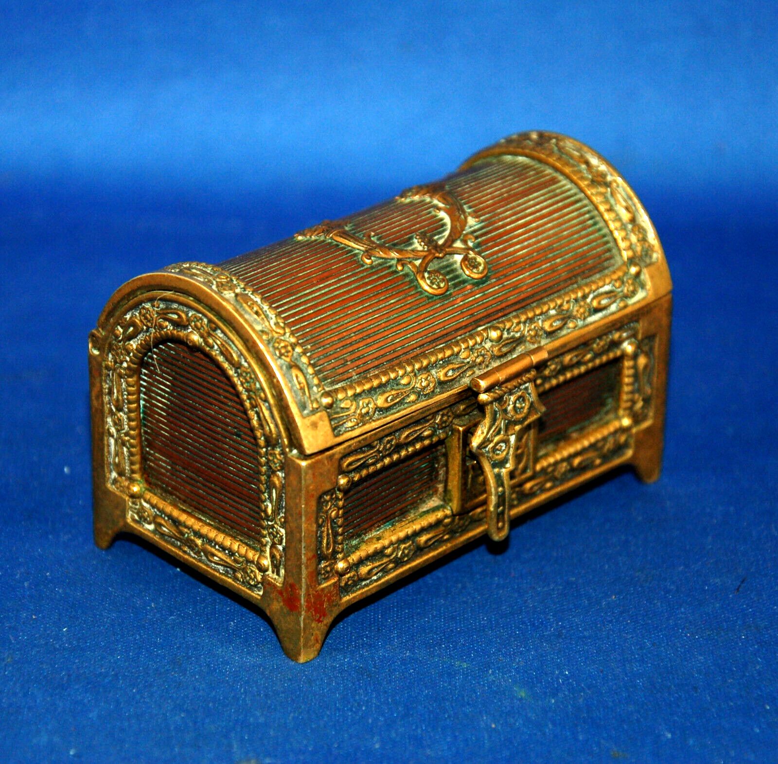 An Antique Art Nouveau Brass Or Bronze Casket, 19th Century, Lined, Copper Detai