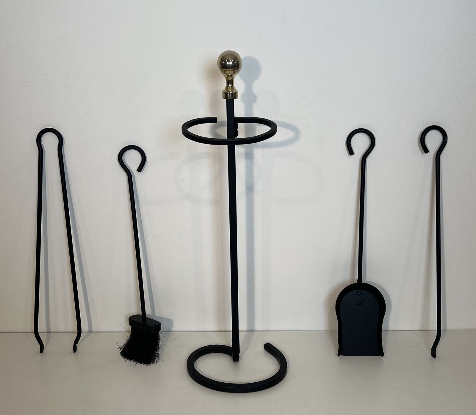 Black Lacquered Metal And Brass Design Fire Kit photo 1150.0