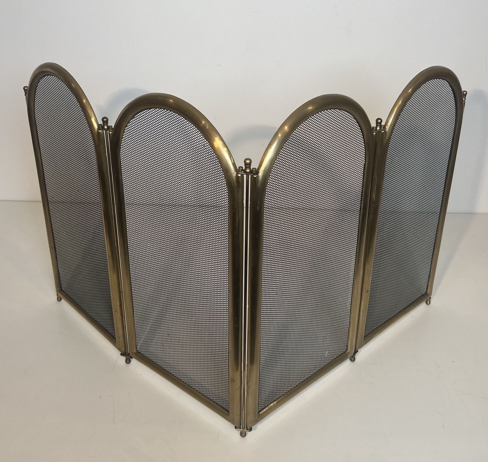 Neoclassical Style Brass And Mesh Fire Screen photo 980.0
