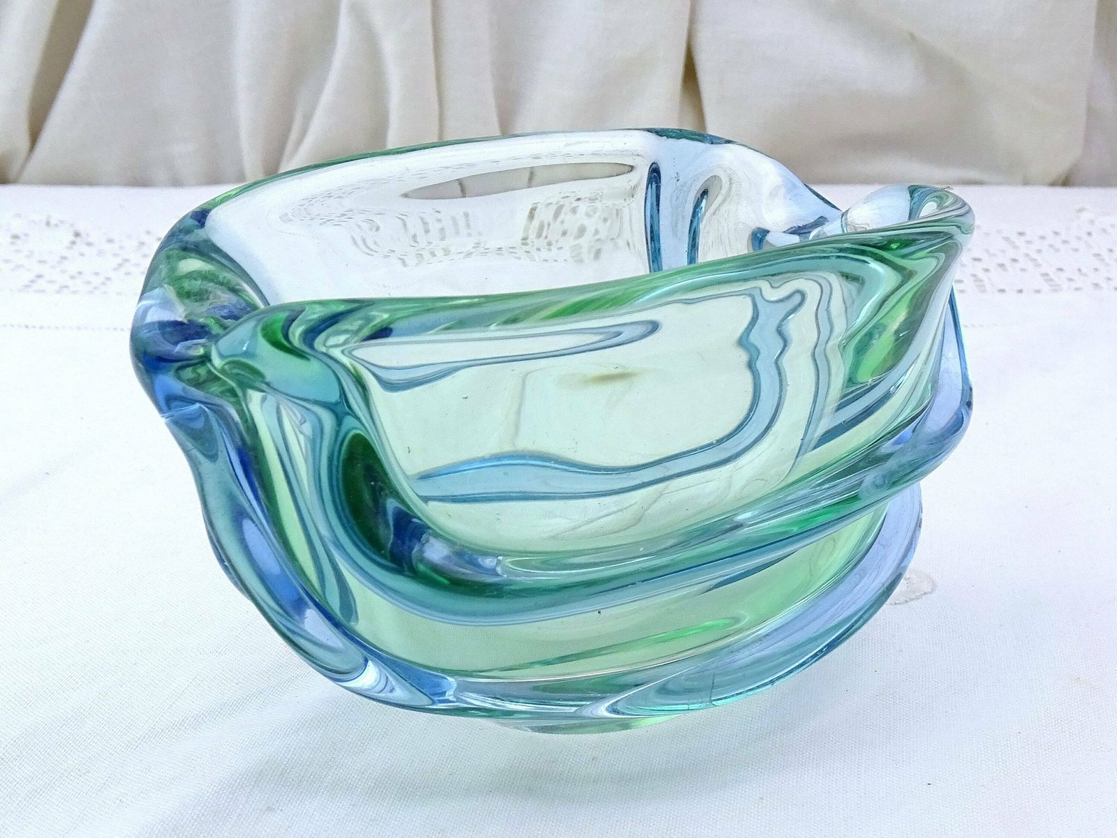 Vintage Mid Century Modern Large Chunky Art Glass Ribbed Pale Green And Blue Cigar Ashtray, Retro 1950s 1960s Mcm Czech Glassware Dish photo vintage