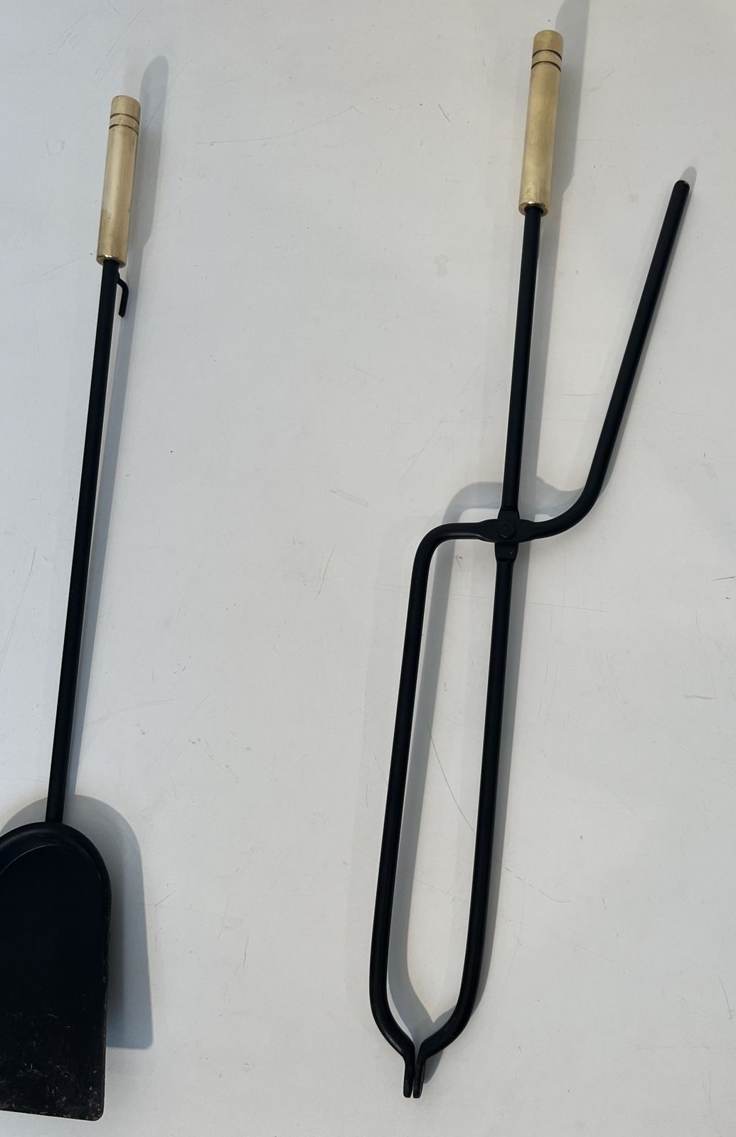 photo buy Black Lacquered Metal And Brass Design Fire Kit