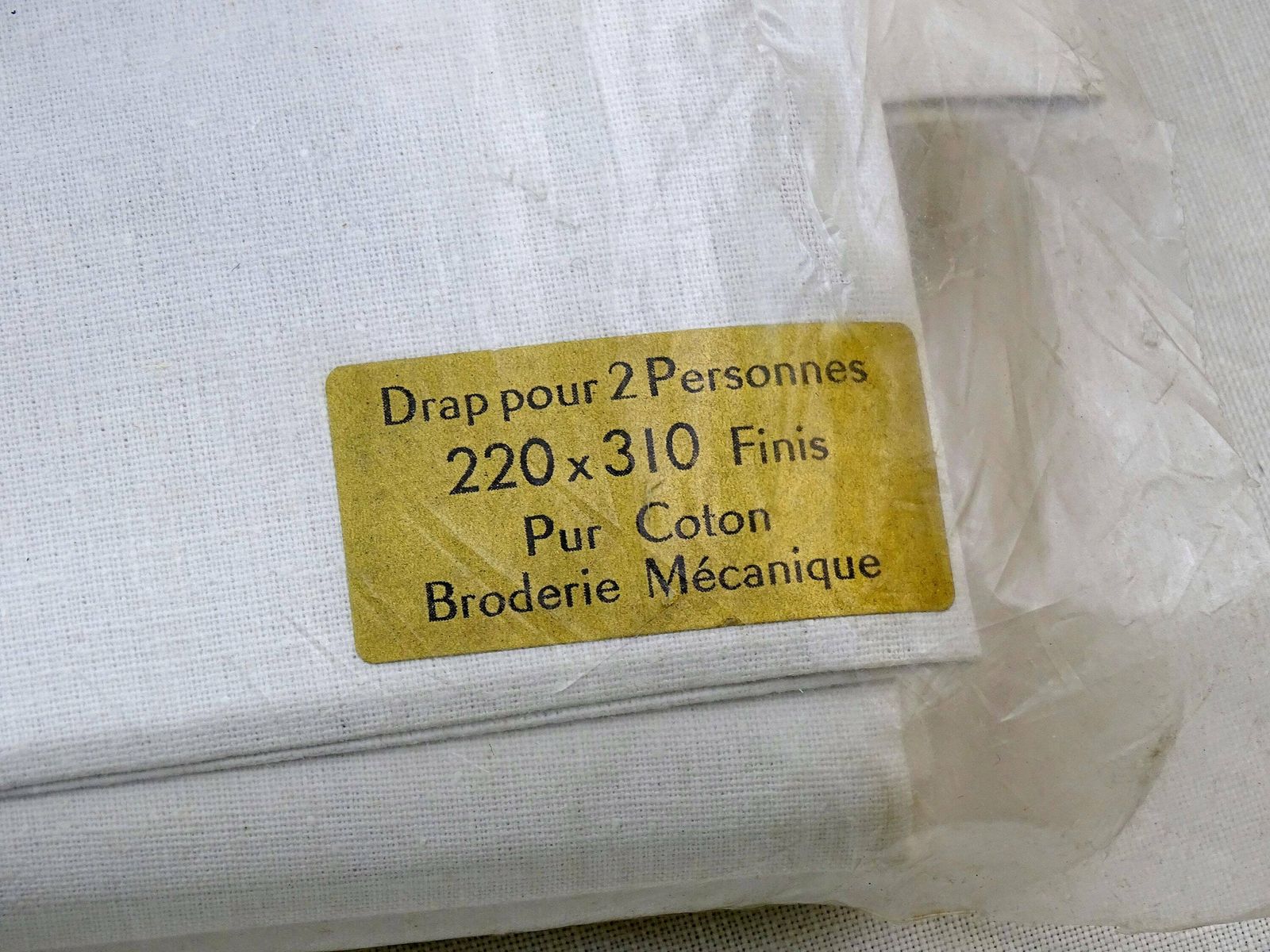 Large Unused Vintage 1970s French Double Bed White Cotton Flat Sheet With Pink Embroidery Around Top Edge, New Old Stock Bedding De Luxe photo for sale