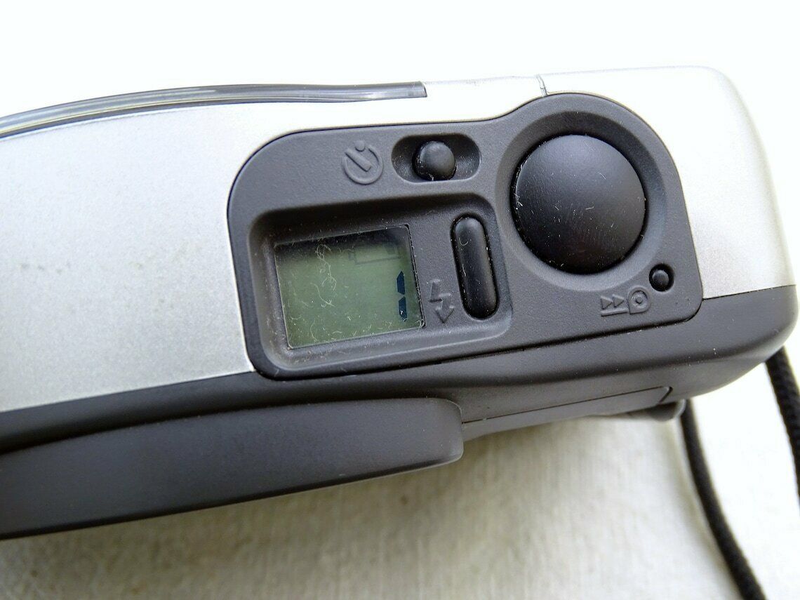 Vintage Canon Prima Bf 9s Film Photo Analog Camera With Carrying Case, Retro 1990s Photography Camera, Kodak Style Photographic Photograph photo 84.0
