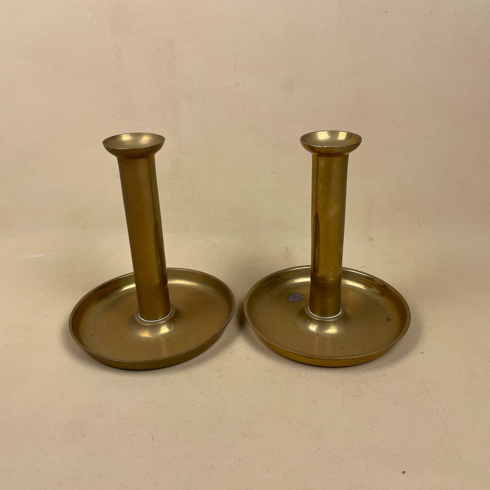 Antique Matching Pair Of Gold Brass Metal Candlestick Candle Stick Vintage Column Taper Dinner Candlesticks Round Base Column Chamber photo Home Decor