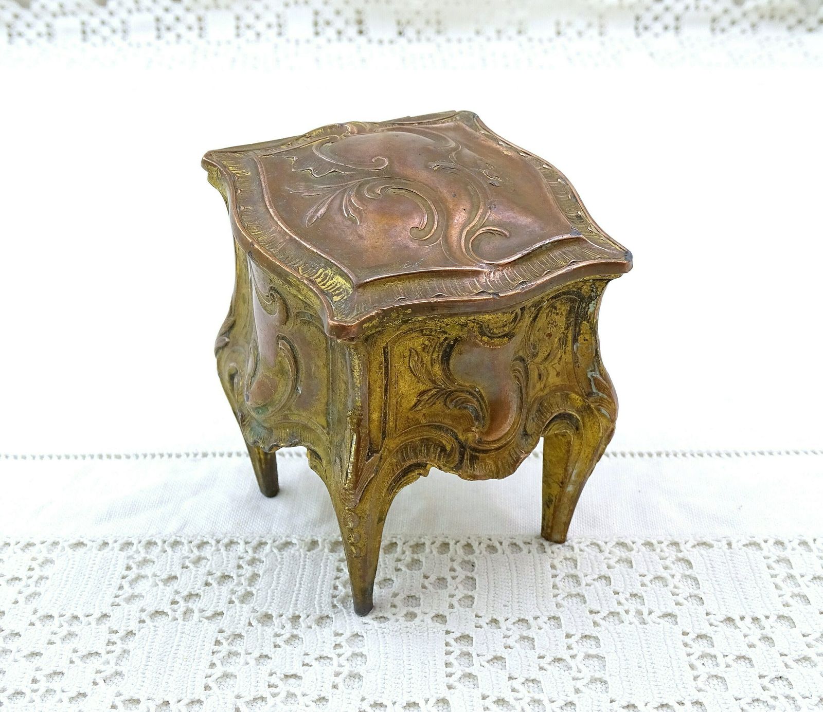 Antique French Worn Gold Plated Bronze Plated Ornate 4 Legged Jewelry Box, Retro Rococo Style Casket From France, Parisian Brocante Decor