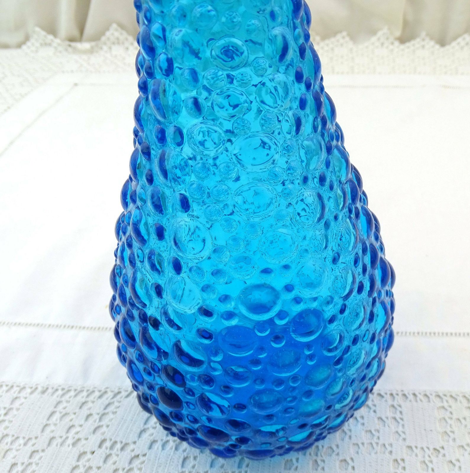 Grote vintage blauwe glazen fles in Empoli-stijl, mid-century, jaren 1960, met stop – Europees glaswerk photo Woonaccessoires