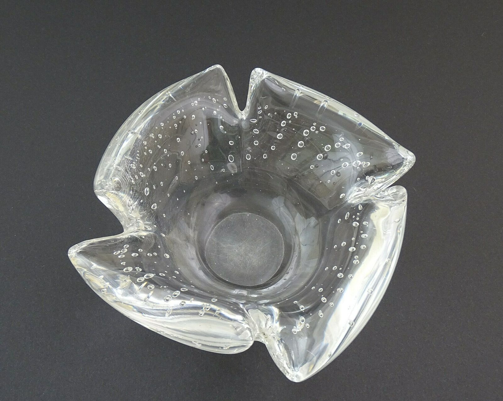 Grote Vintage Mid Century Asbak In Murano Stijl – Bullicante Dikwandig Kunstglas / Kristalglas Met Ingesloten Luchtbellen, Studio Glass Vide Poche photo Woonaccessoires