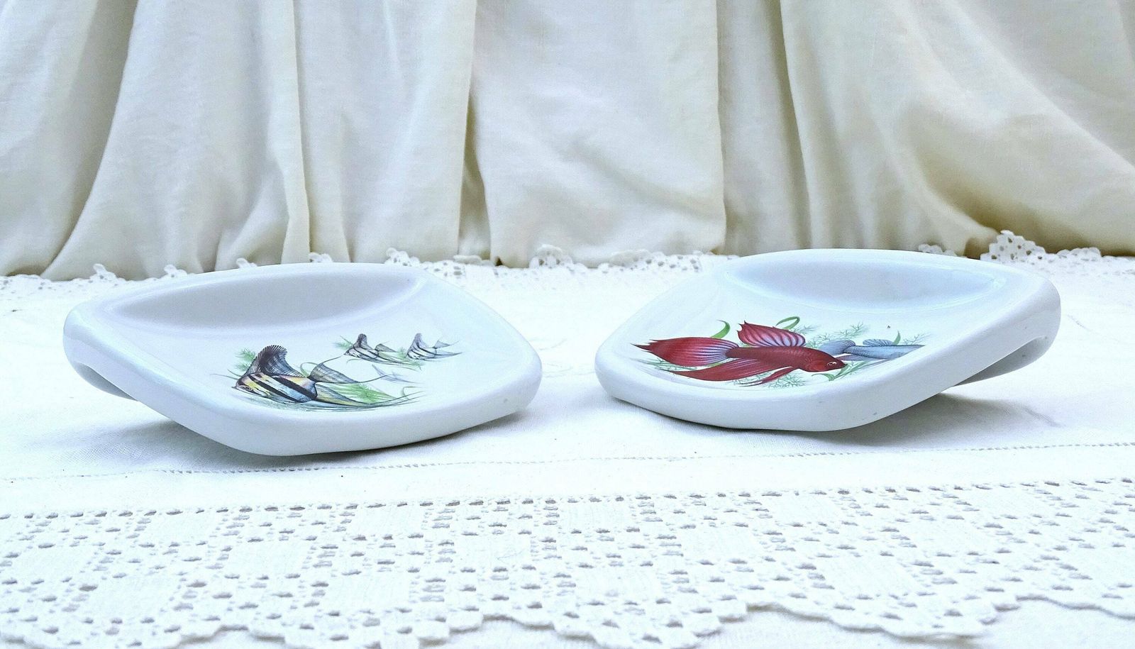 Pair Of Vintage Mid Century Wall Mounted China Soap Dishes With Exotic Fish Pattern By Heatherley, 2 Retro Bathroom Ceramic Soap Bar Holder photo vintage