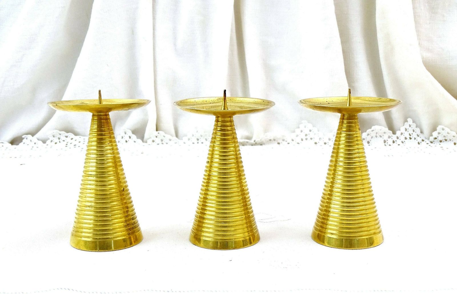 Set Of 3 Vintage Brass Mid Century Modern Conical Candle Sticks, Retro Scandinavian Style Metal Cone Shaped Candle Holders, 1960s Lighting photo vintage