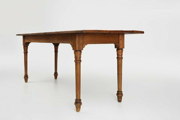 photo furniture Rustic Farmhouse Table In Oak Wood, France, 1850s