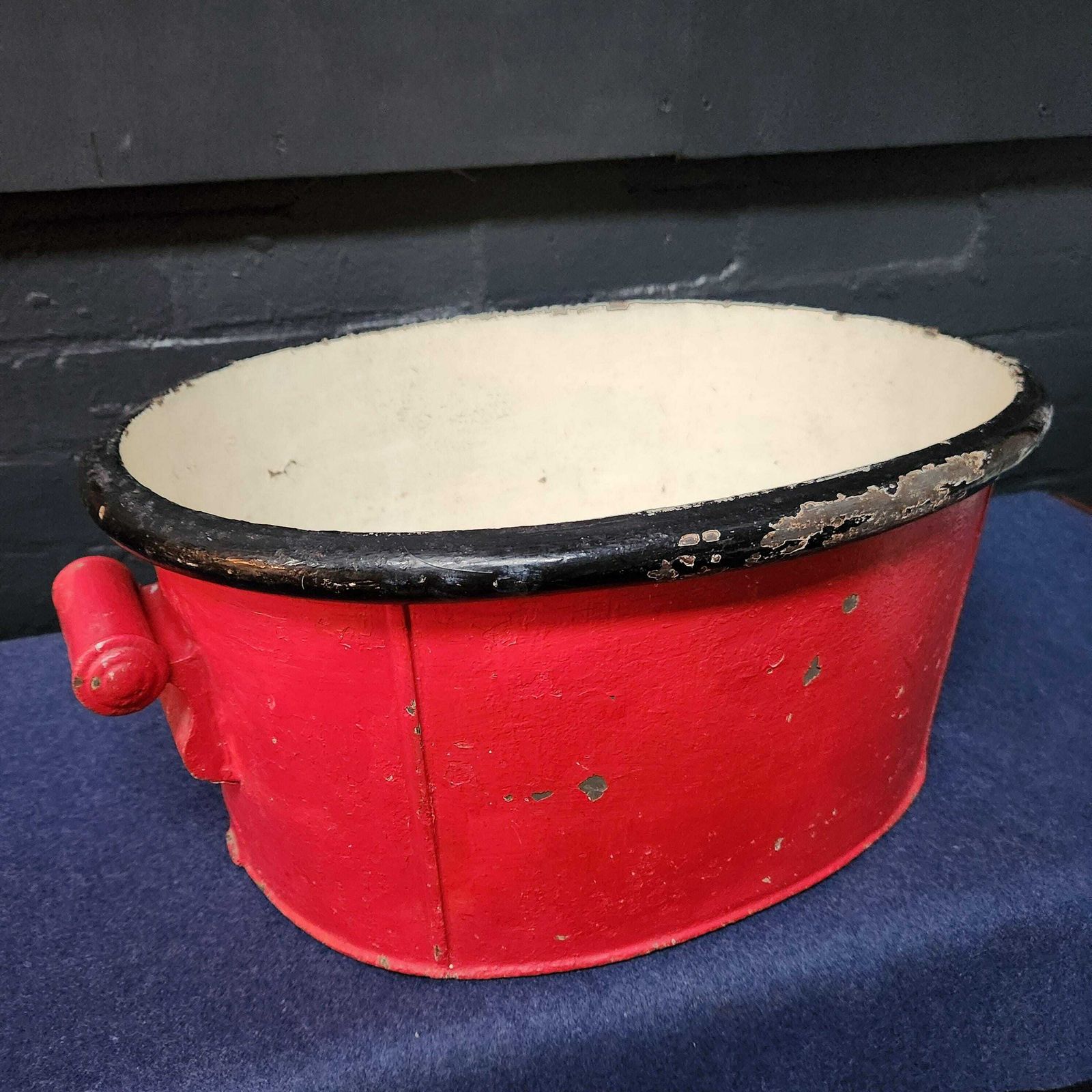 Late 18th Century Georgian Painted Tin Foot Bath photo furniture