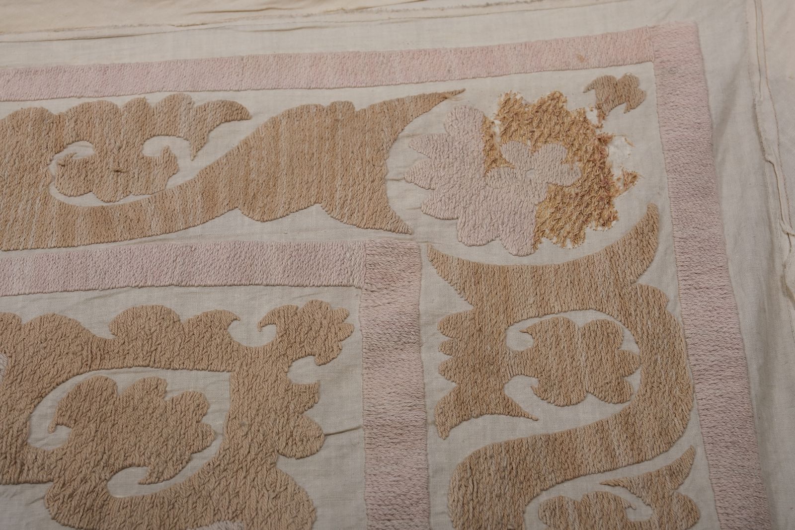 Vintage Bukhara Suzani Throw   Pink And Tan Bohemian Wall Decor   Ethnic Textile 4'10'' X 5'5'' photo vintage