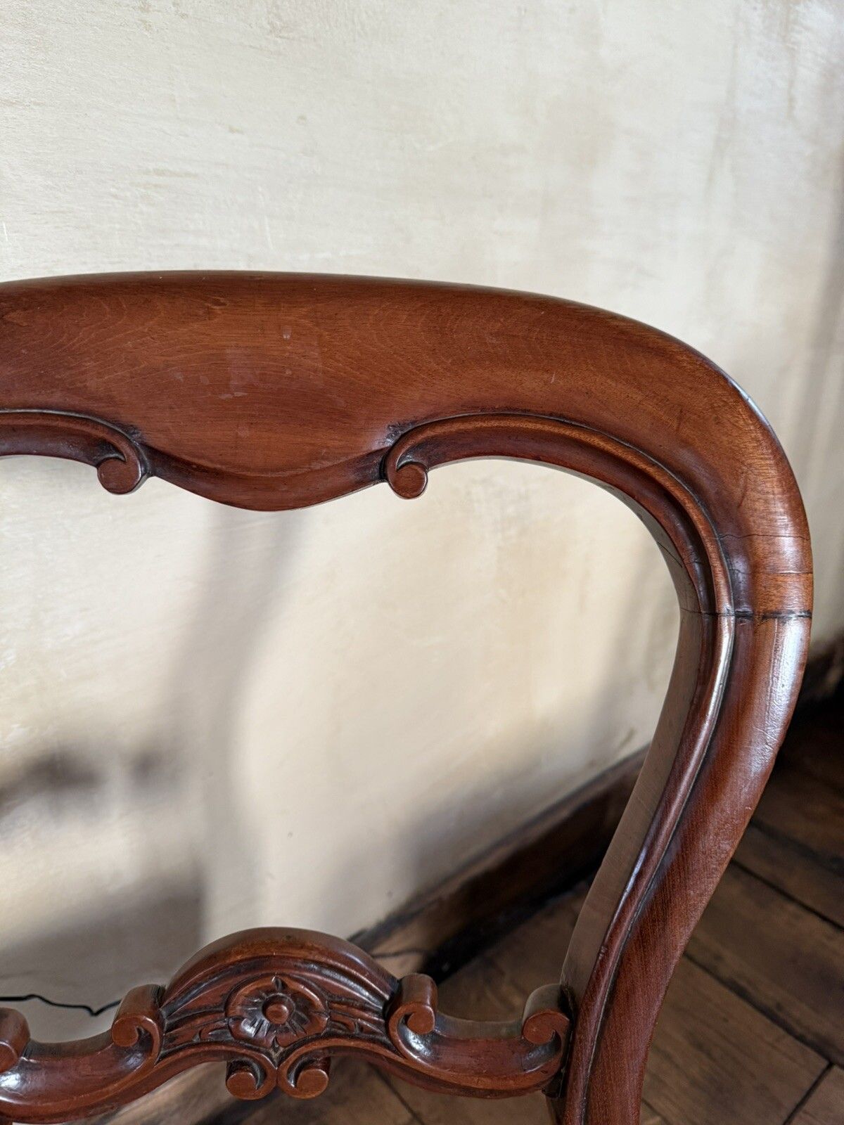 photo vintage Antique Mahogany Victorian Drop In Balloon Back Diner Dining Chairs C1800's  X 5
