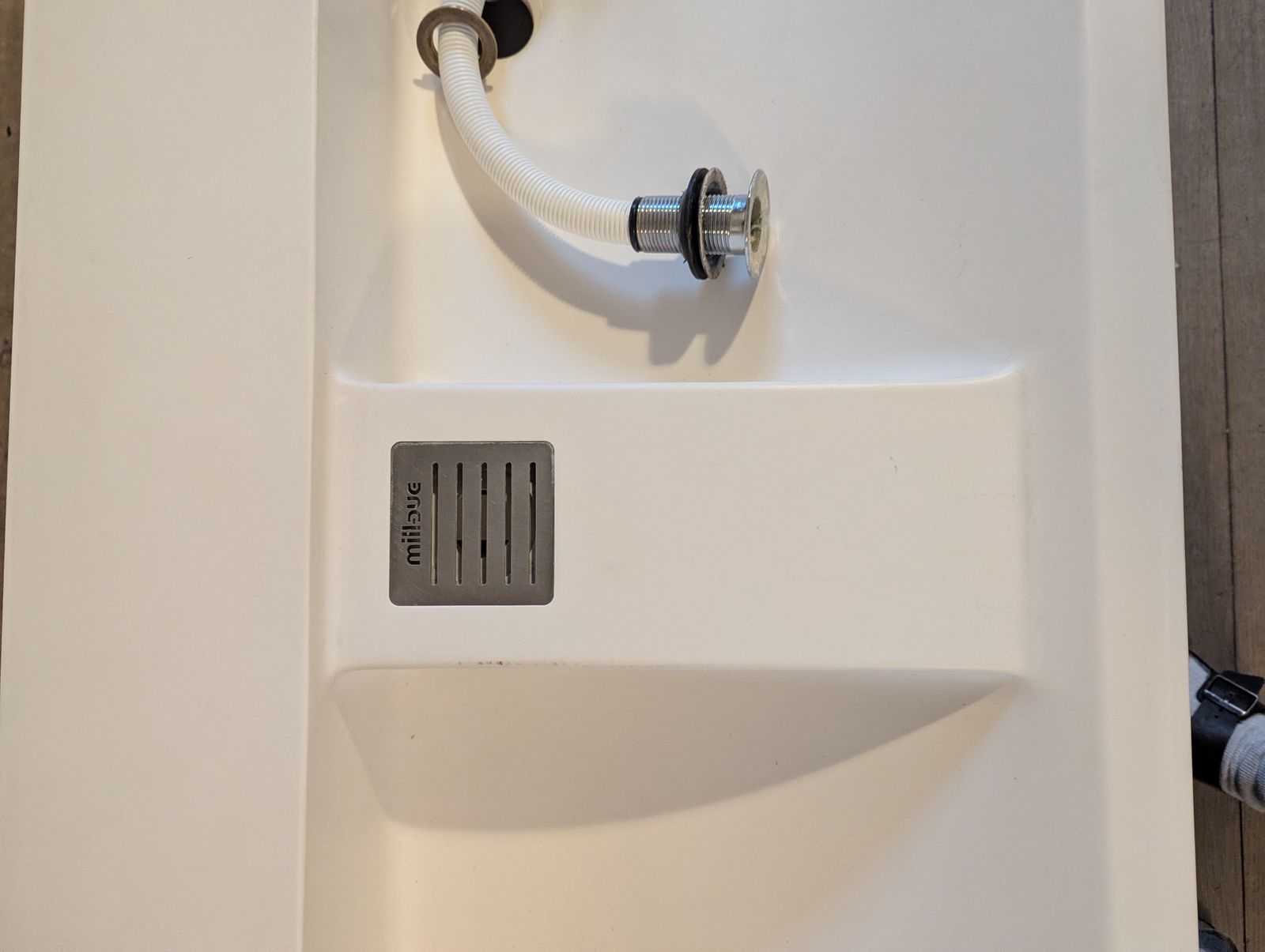 Italian Designer (Milldue Brand) Double Sink And Vanity Furniture photo vinterior