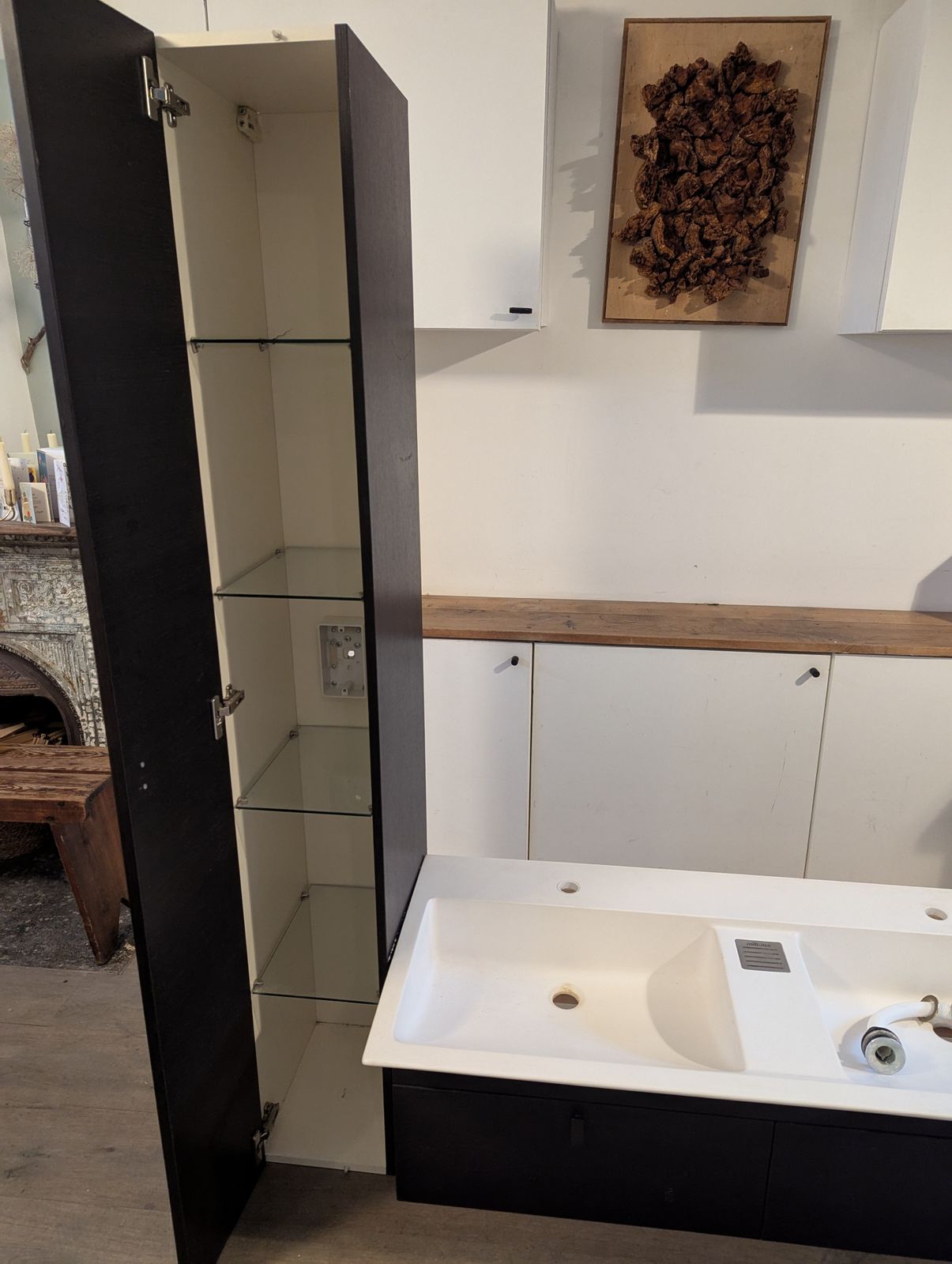 photo furniture Italian Designer (Milldue Brand) Double Sink And Vanity Furniture