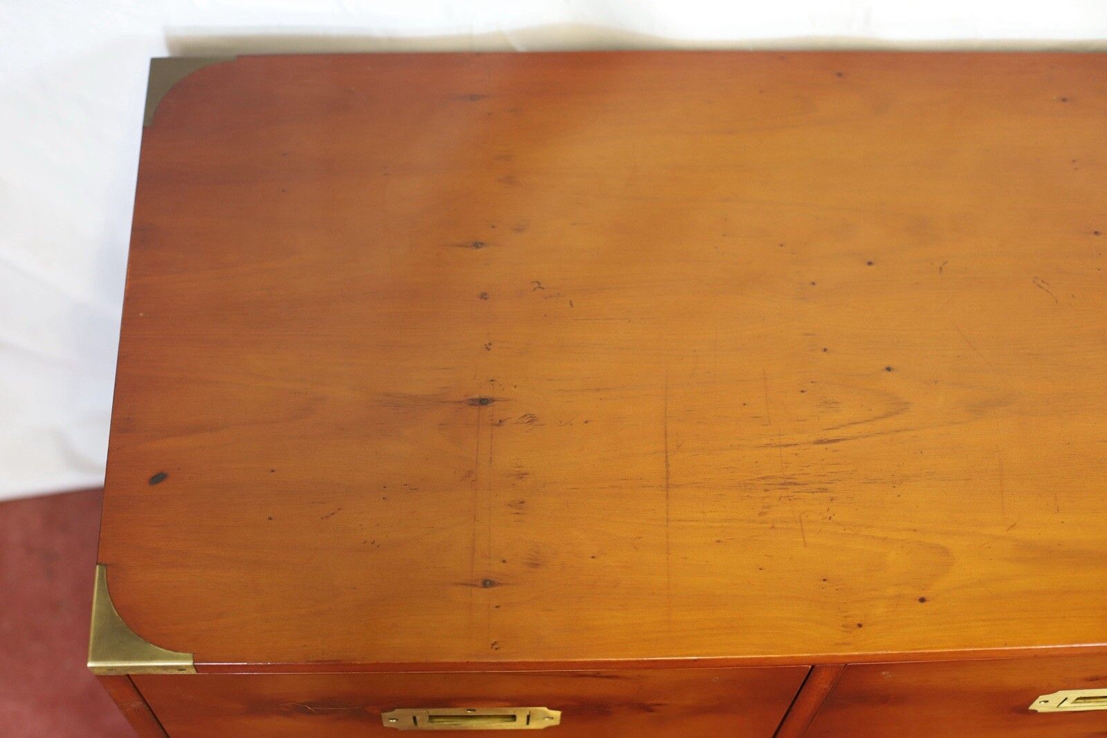 photo vintage Lovely Yew Wood Military Campaign Style Chest Of Drawers