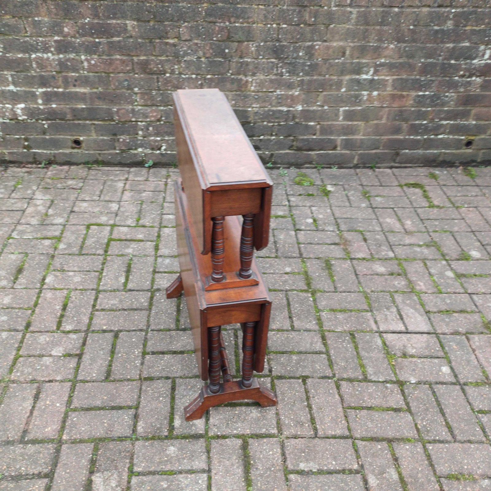 photo furniture Vintage Mahogany Sutherland Two Tier Occasional Table Late Victorian Folding Table With Turned Columns And Castors