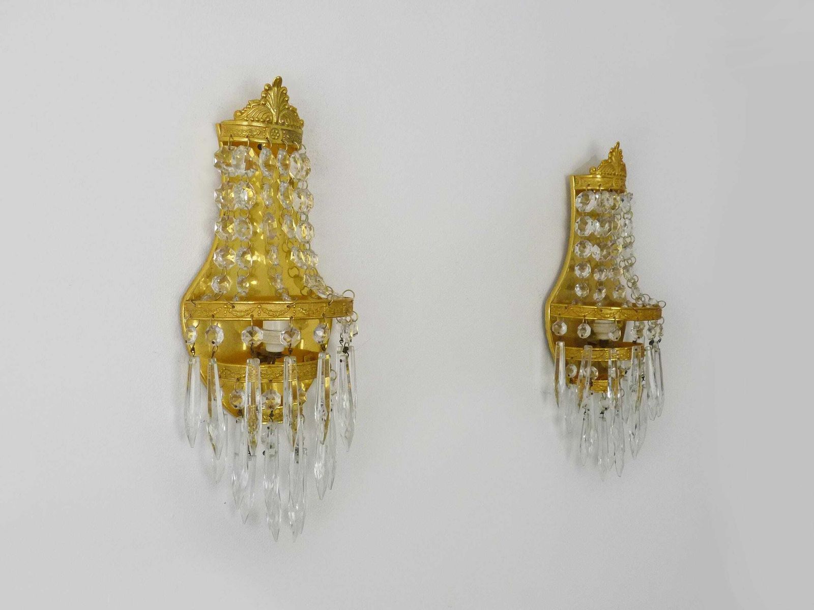 Pair Of Vintage 3 Tier Hot Air Balloon Wall Lights With Glass Tassels. 60s photo for sale