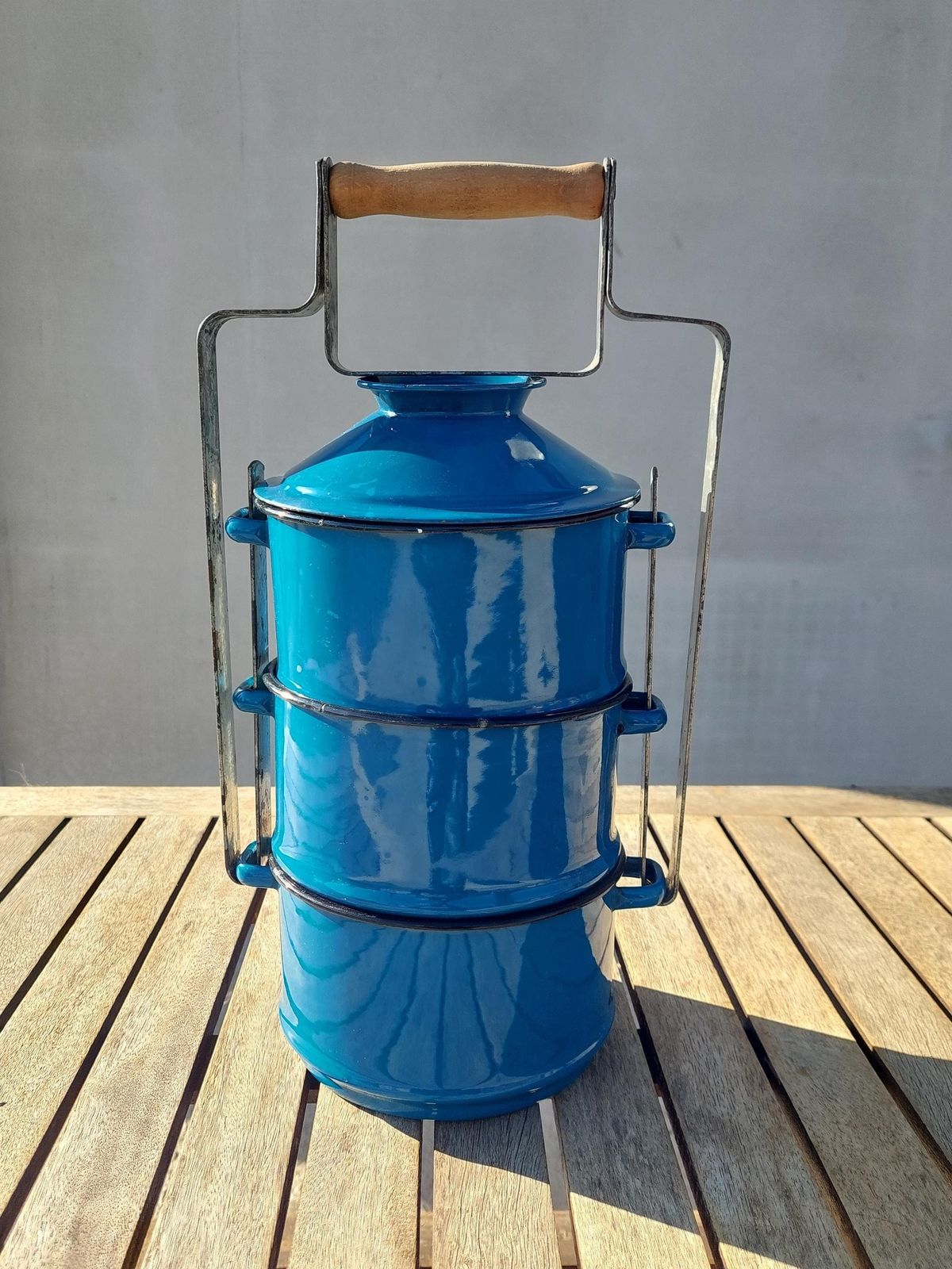 Retro Enamel Lunch Box / Three Tier Tiffin Lunch Box / Food Carrier / Lunch Pail / Enamel Food Carrier /Mcm Lunch Pail /Emo Yugoslavia /70's