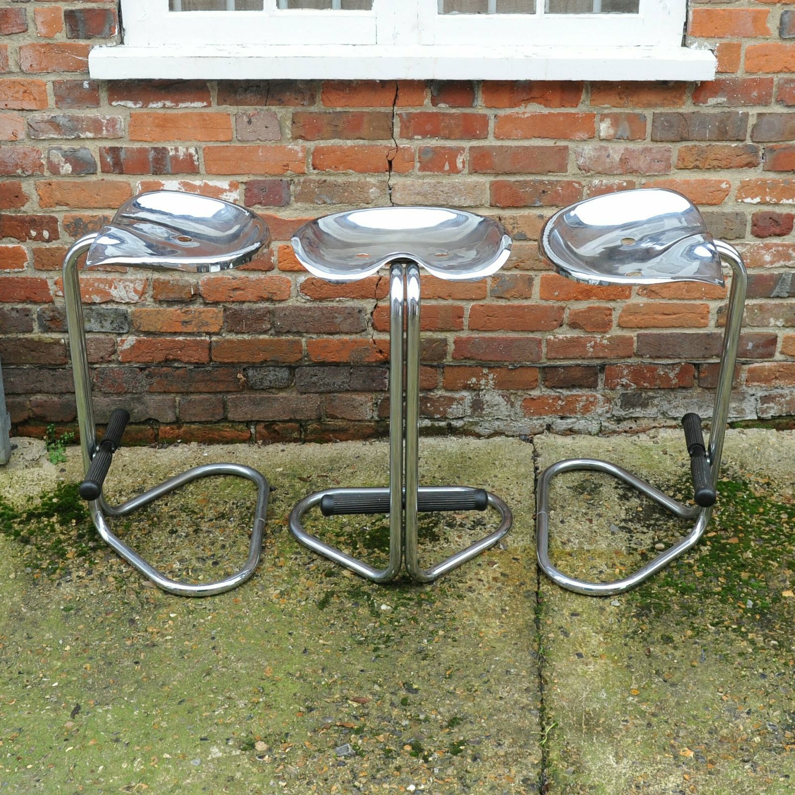 Vintage Chrome Tractor Stool By Rodney Kinsman For Omk Design, 1960s, Set Of 3 photo vintage
