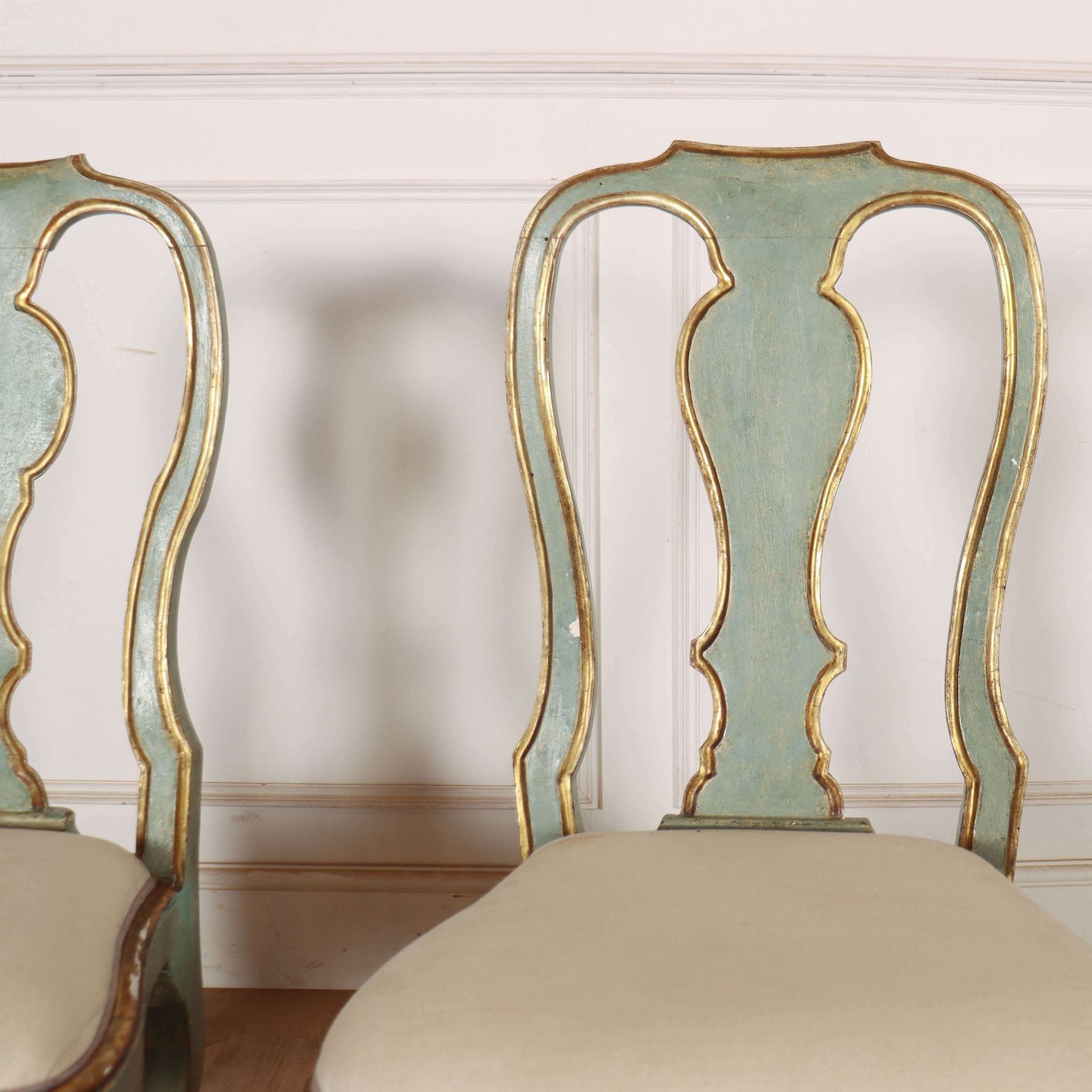 photo furniture Set Of 12 18th Century Italian Dining Chairs