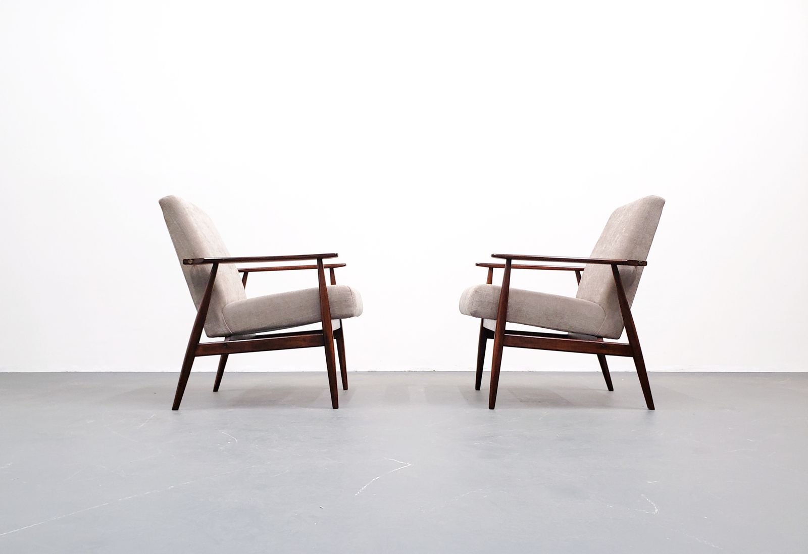 One Left   1960 Henryk Lis Mid Century Armchair In Beige photo 550.0