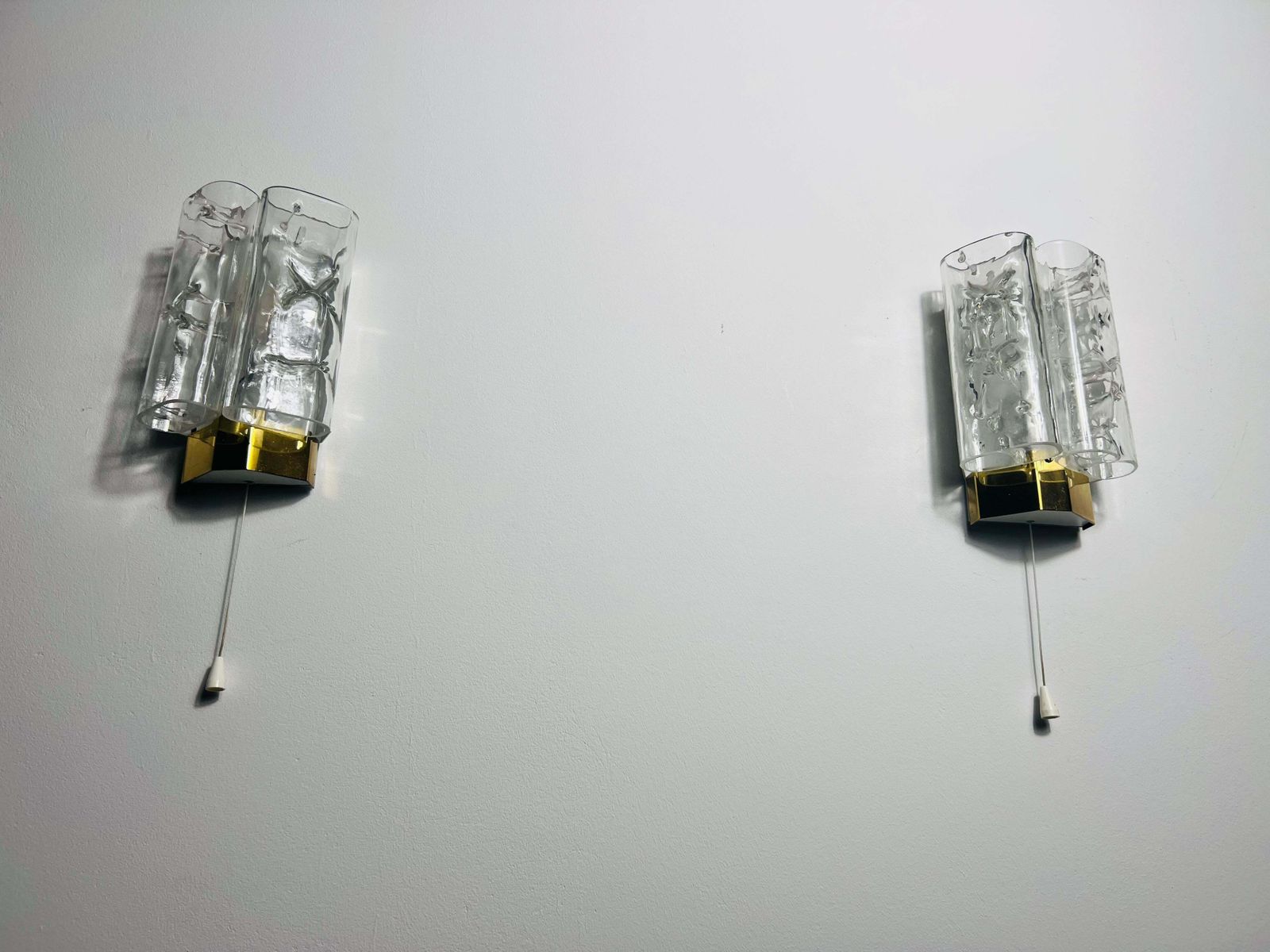 Midcentury Pair Of Blown Glass Wall Lamps By Doria, 1960s photo vinterior