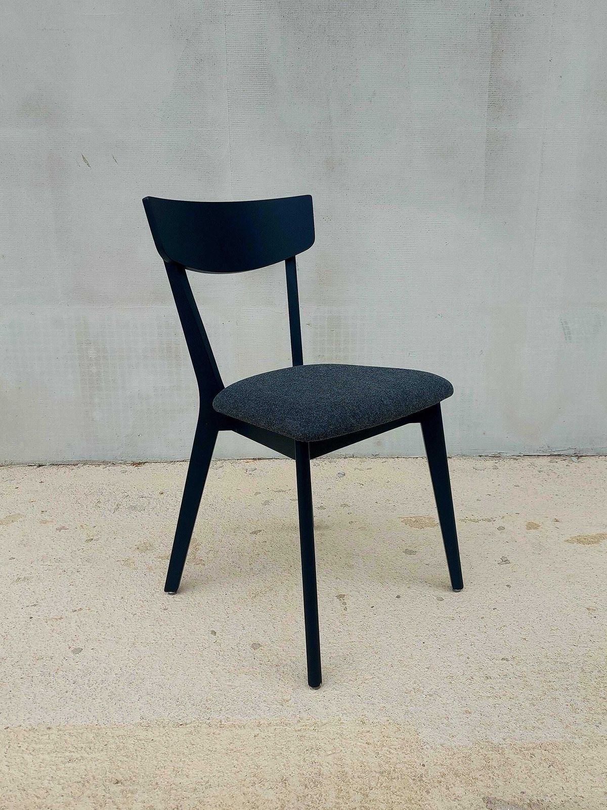 Retro Chair / Retro Dining Chair / Retro Furniture / Retro Ambience / Retro Home / Mid Century Modern / Mcm Chair / Mcm Home /70's