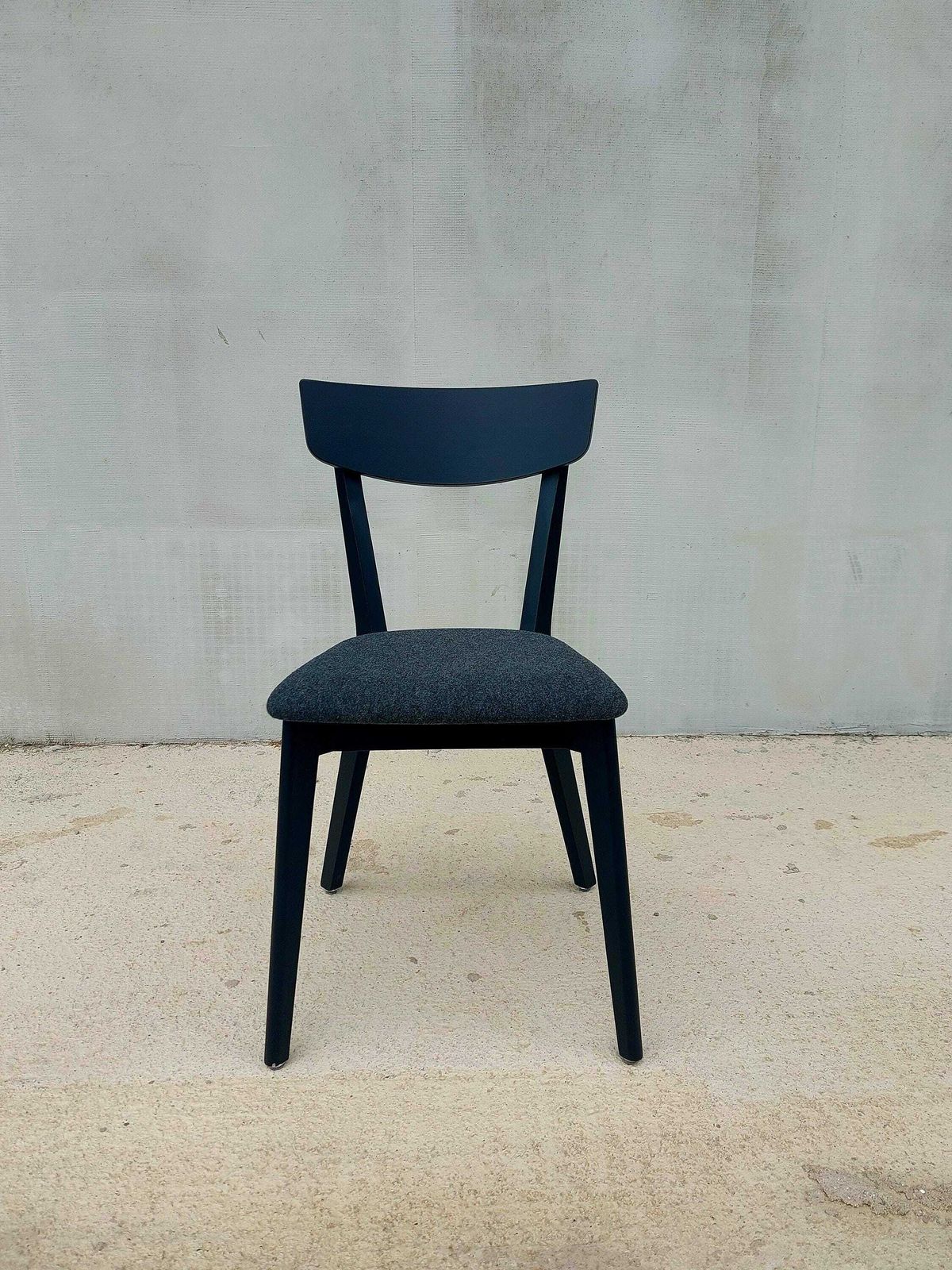 Retro Chair / Retro Dining Chair / Retro Furniture / Retro Ambience / Retro Home / Mid Century Modern / Mcm Chair / Mcm Home /70's photo furniture
