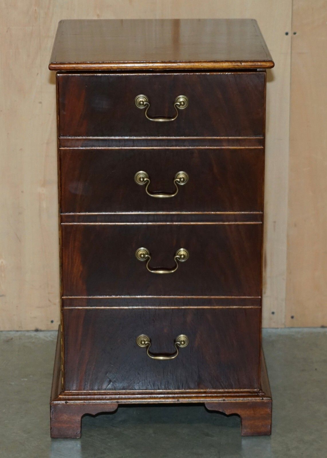 Vintage Mid Century Modern Flamed Mahogany Record Player Media Cabinet photo for sale