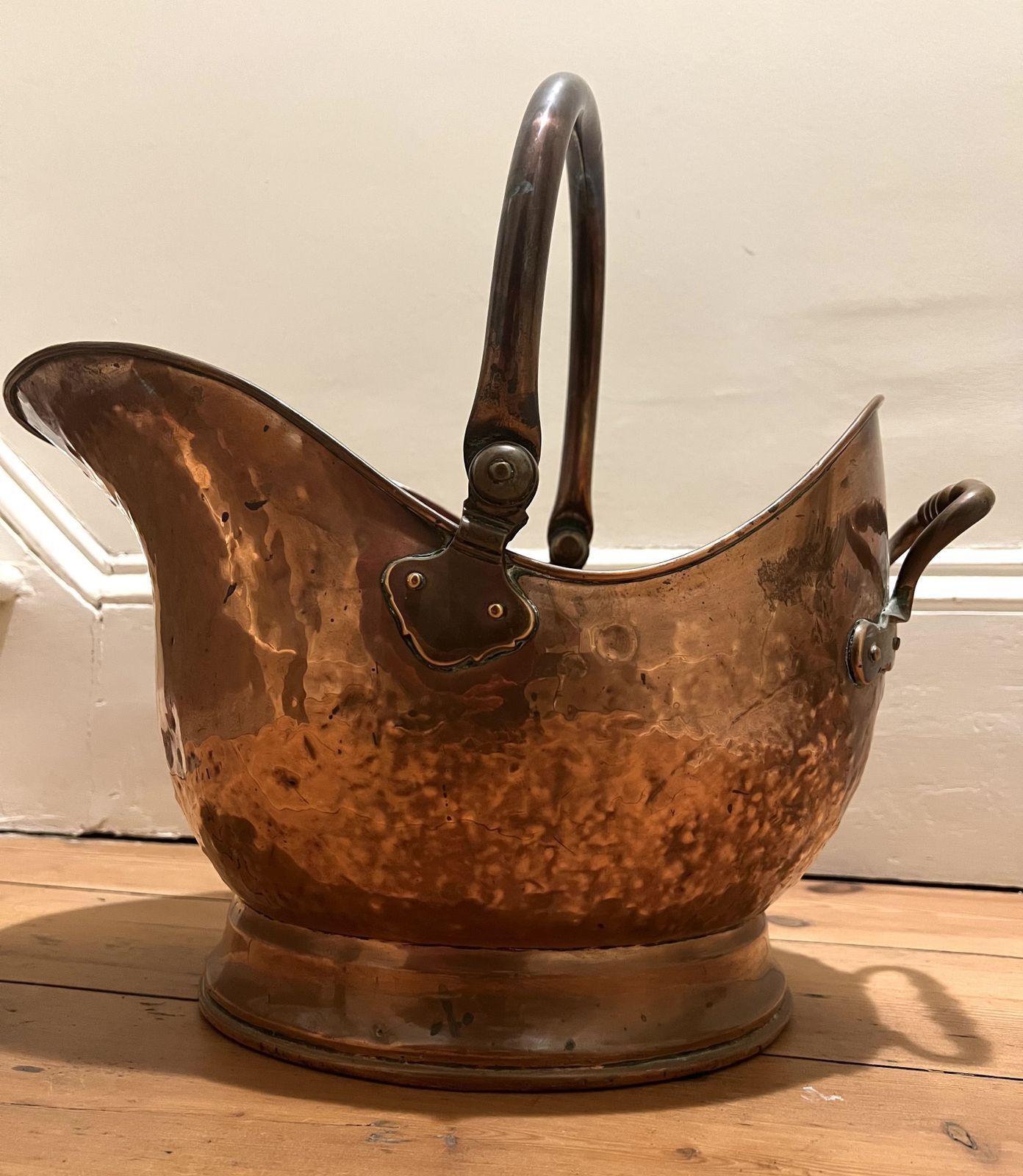 Victorian Era Hammered Copper Helmet Coal Bucket photo Home Fixtures