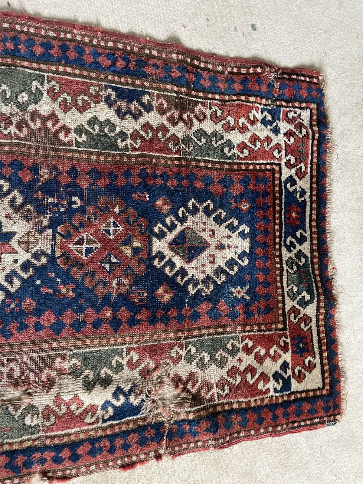 Antique Bordjalou Kazak Rug photo 475.0