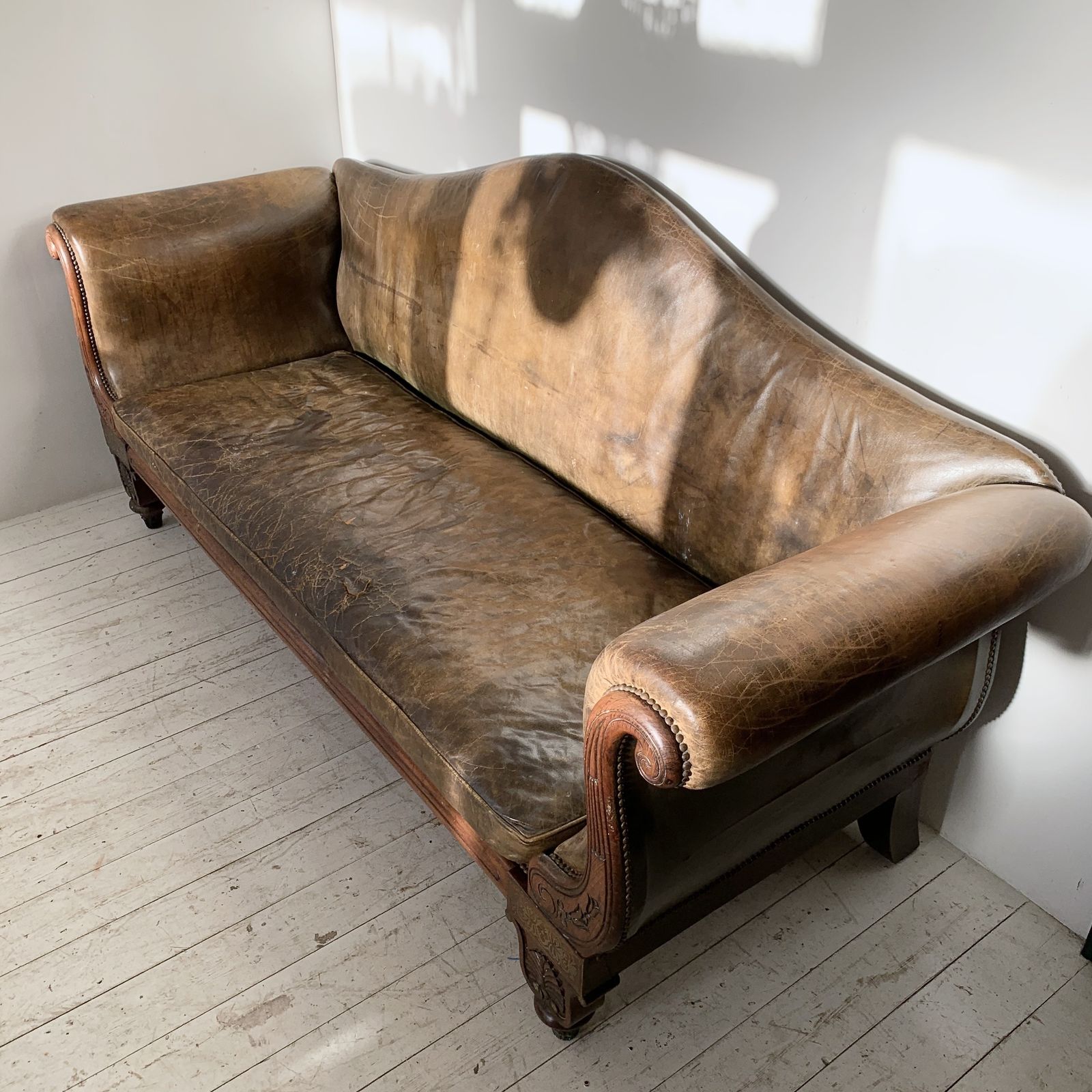 Early 19th Century Regency Brass Inlaid Rosewood Leather Couch photo furniture